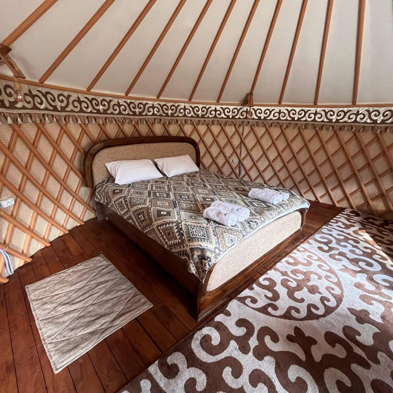 Ethno Complex Ala Kuch Hotel Kaindy Екстериор снимка