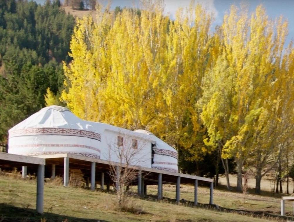 Ethno Complex Ala Kuch Hotel Kaindy Екстериор снимка